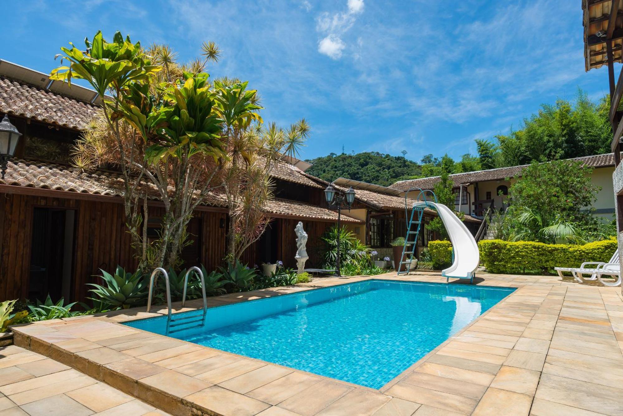 Serra Everest Hotel